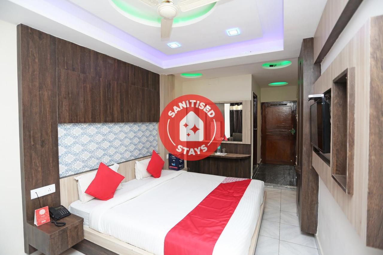 OYO 4956 Hotel Maharaja Palace Kanpur Bagian luar foto